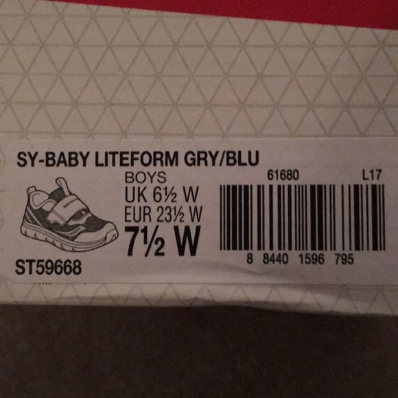 NIB Saucony baby liteform sneaker in grey/blue - Picture 3 of 4